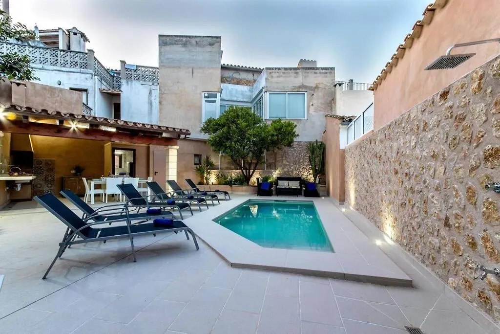 Superb House 200M From The Center Of Pollensa By Renthousing Villa