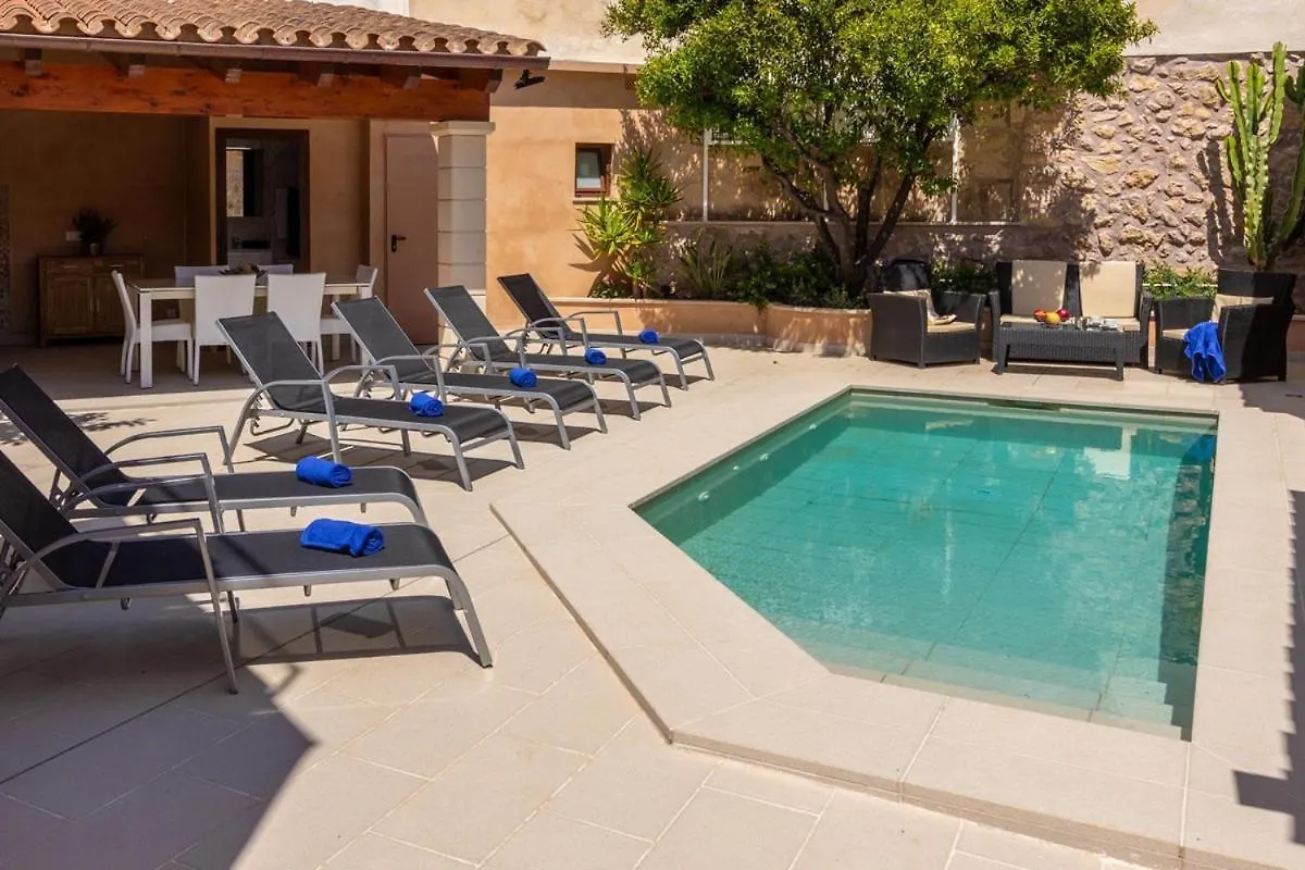 Holiday home Superb House 200M From The Center Of Pollensa By Renthousing Villa