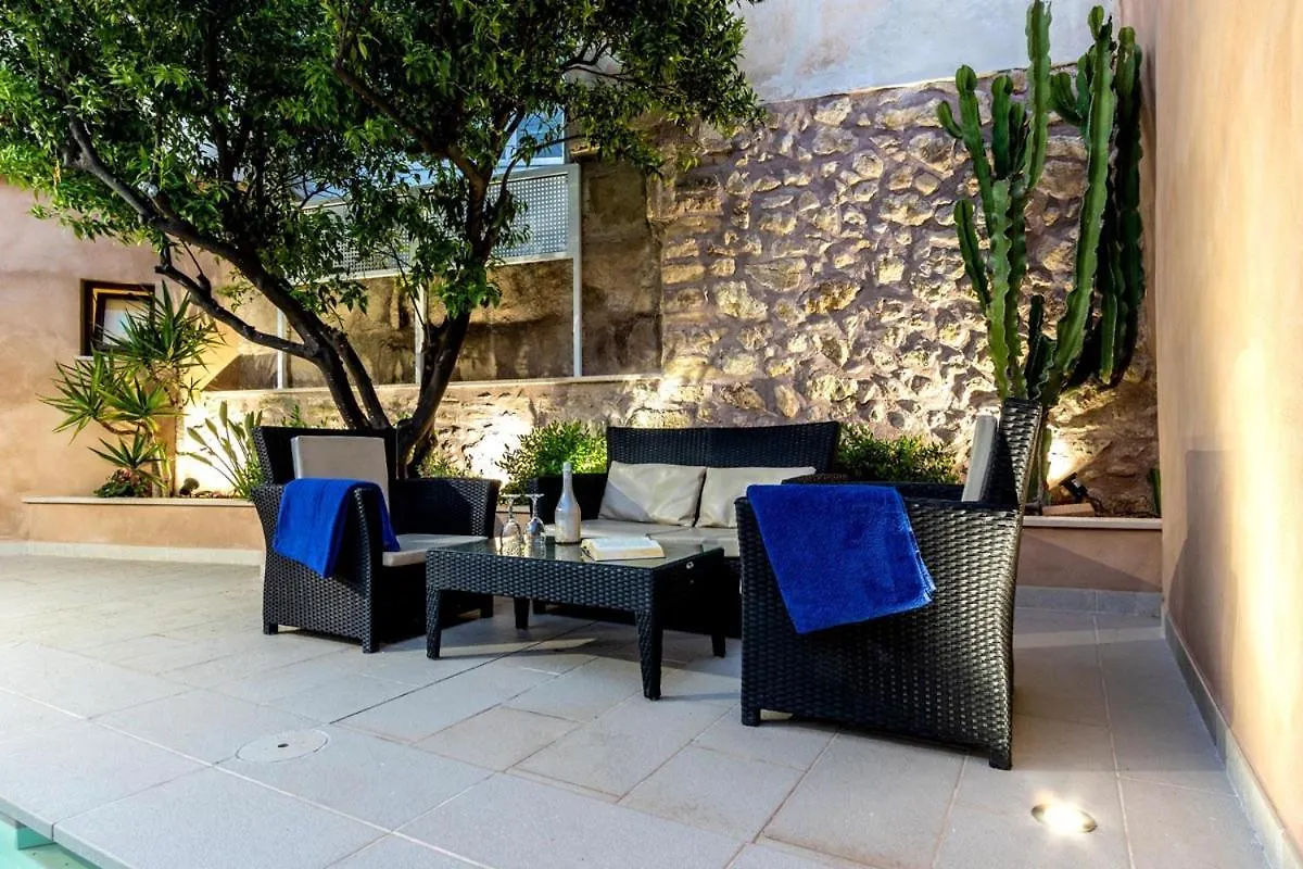 Superb House 200M From The Center Of Pollensa By Renthousing Villa Holiday home Pollenca