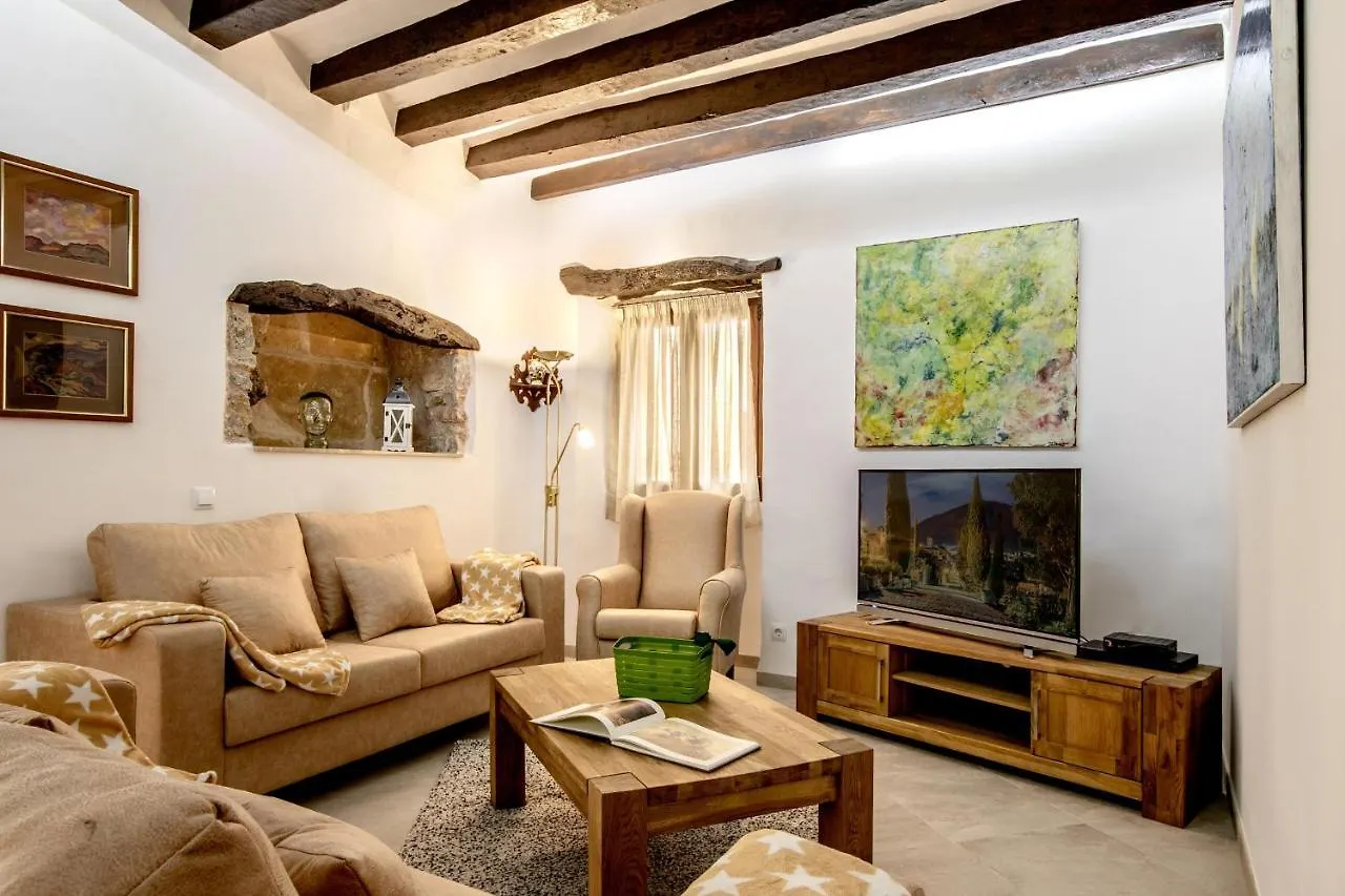Holiday home Superb House 200M From The Center Of Pollensa By Renthousing Villa