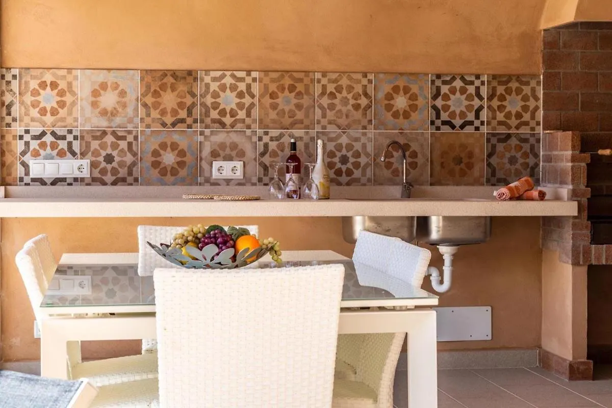Superb House 200M From The Center Of Pollensa By Renthousing Villa Spain