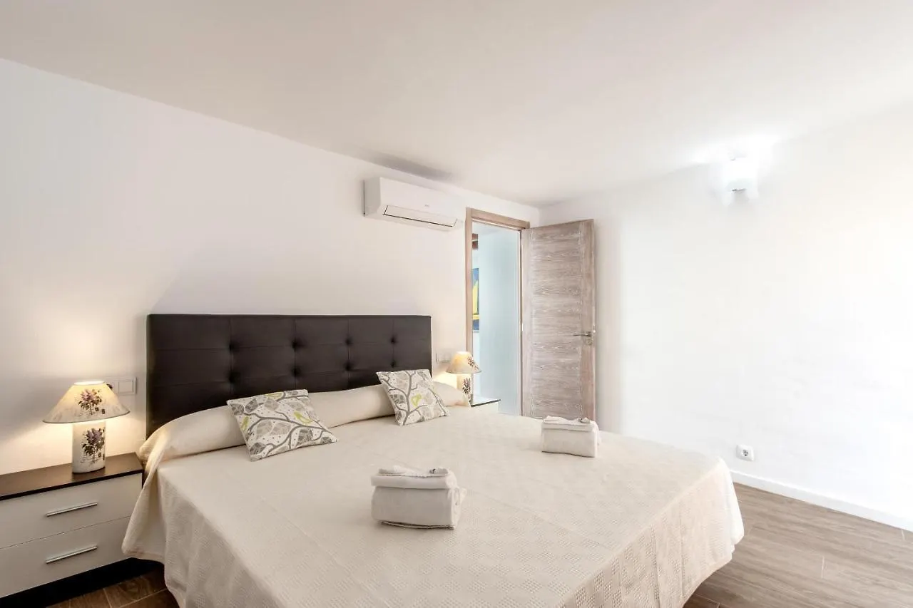 Superb House 200M From The Center Of Pollensa By Renthousing Villa Spain