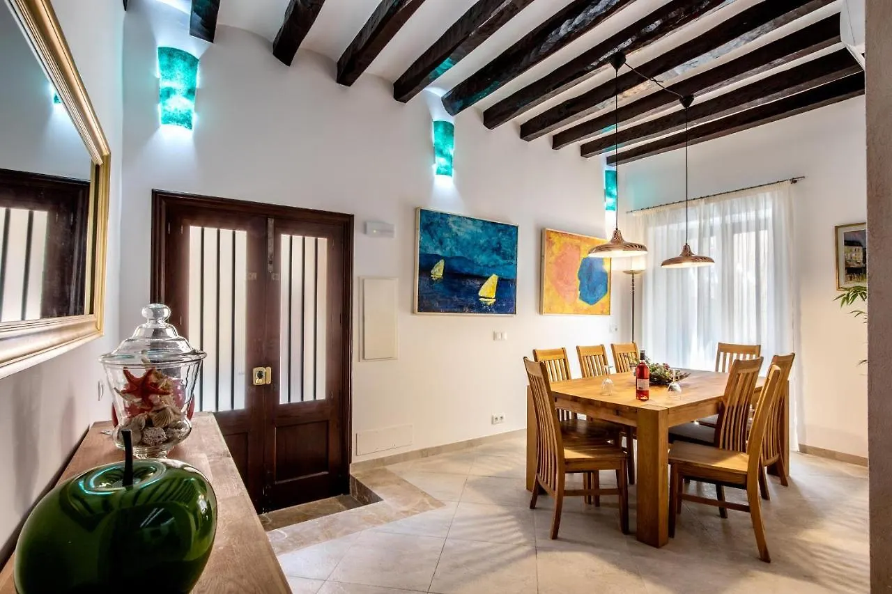 Superb House 200M From The Center Of Pollensa By Renthousing Villa Holiday home Pollenca
